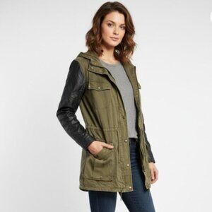 Talula Olive Green Faux Leather Sleeve Women's Utility Jacket Size M